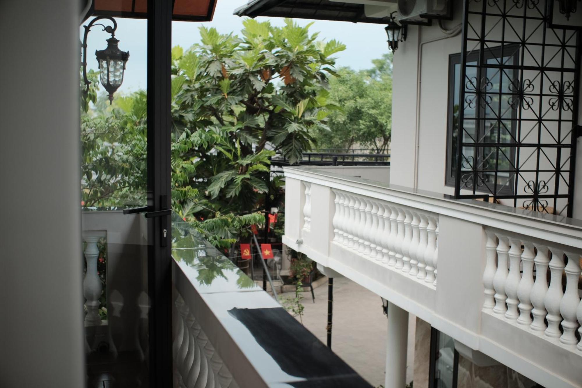 Iris Hill Villa Hue Exterior foto